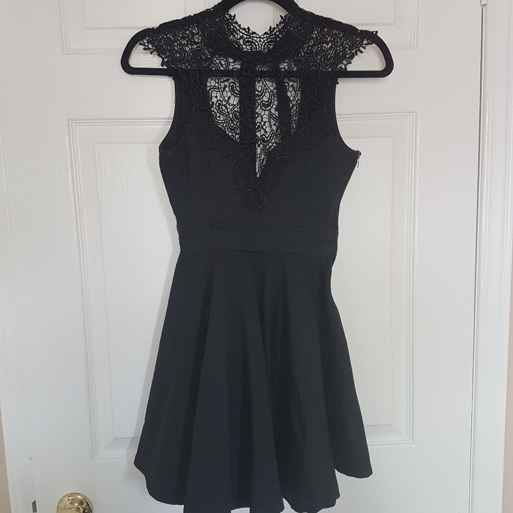 🍭Missguided🍭Lace top black dress